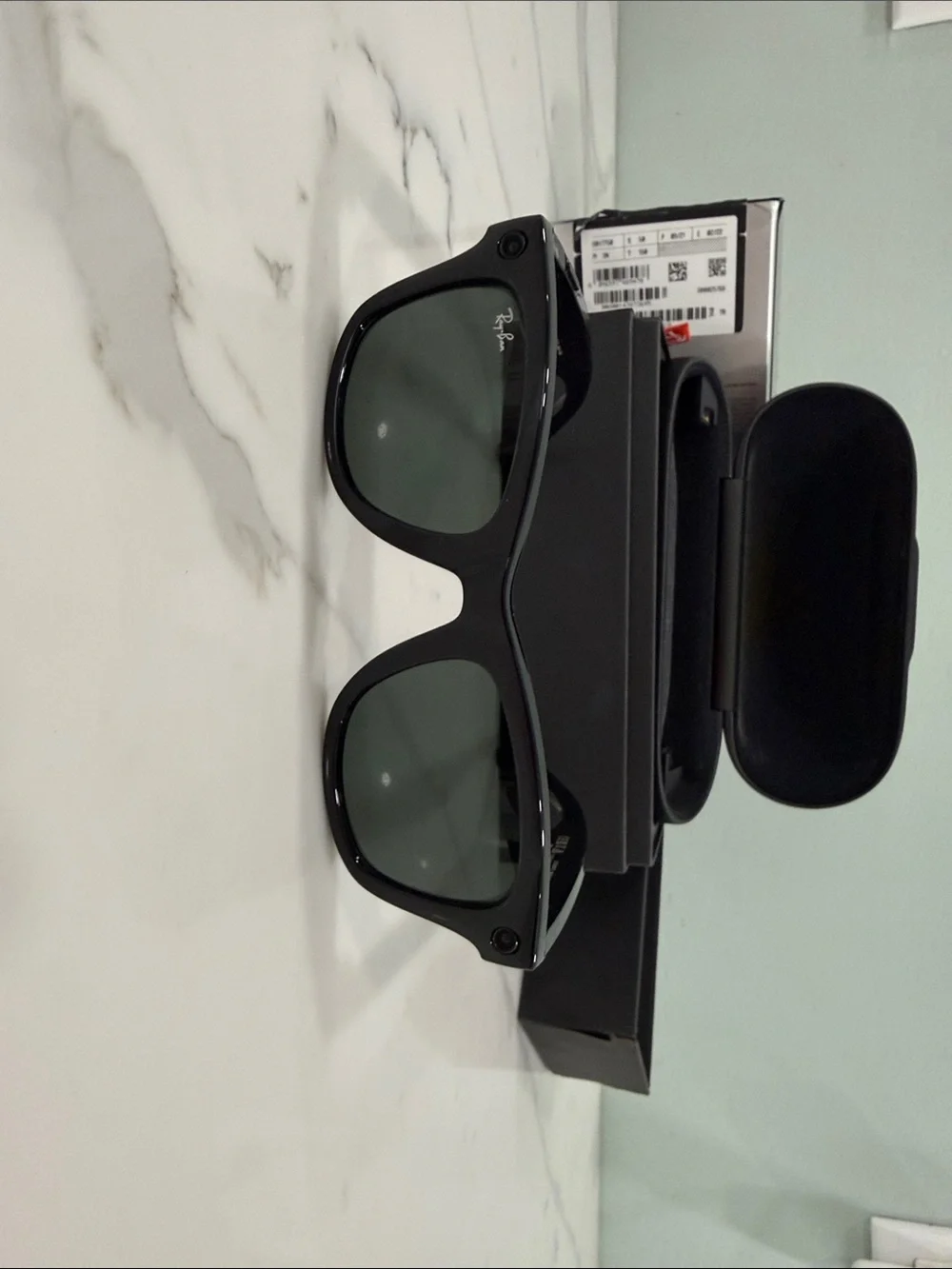 Ray-Ban Stories Wayfarer Smart Glasses RW4002 Black G-15 Green EUC